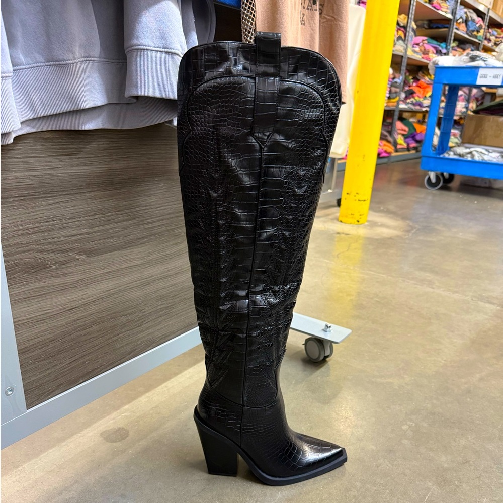 Black Croc-Embossed Heeled Cowboy Boots